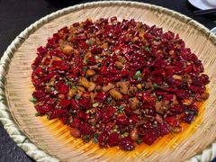 -万重锦·人文川菜馆(骡马市店)