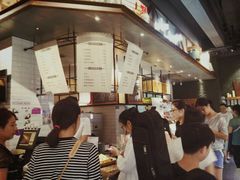 -万利隆·活力烘焙(人民路店)