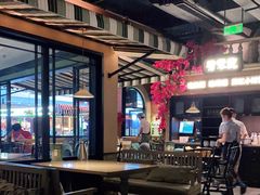 大堂-前海沿·青岛菜(李沧万达店)