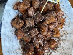 -包整·丝娃娃(一览甲秀楼风景店)