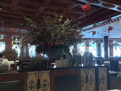 -八府香鸭·啫啫煲(华山路店)