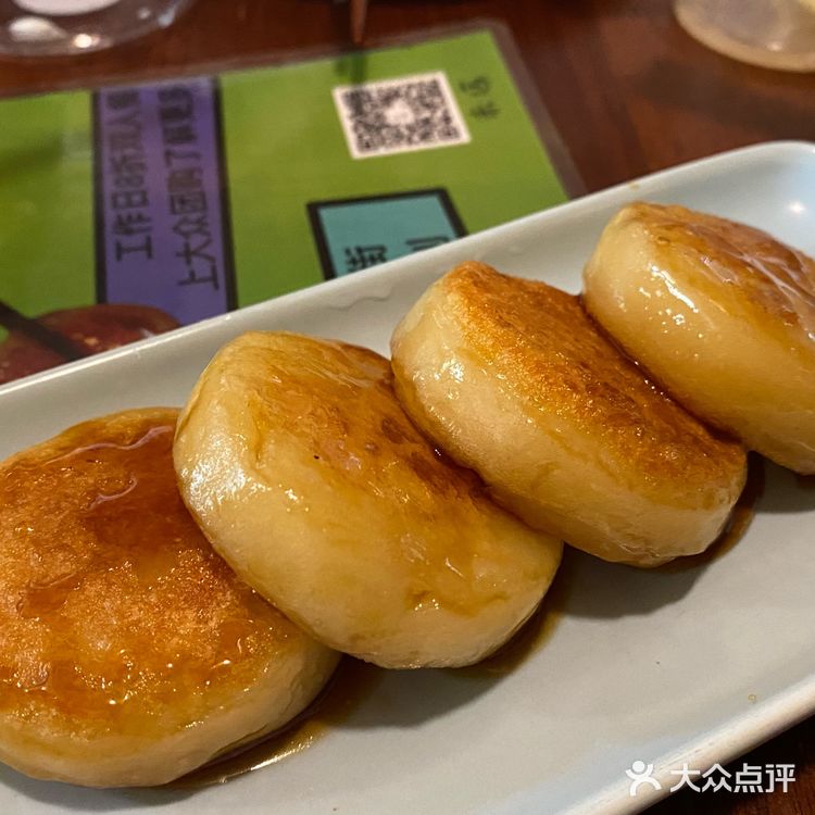 三月的烟雨飘摇到南方