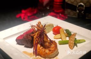 Beef Tenderloin with Sea Tiger Shrimp
