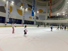 -冠军冰场CHAMPION RINK(百联又一城店)