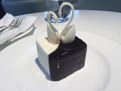 -BLACKSWAN黑天鹅(环球店)