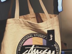 -STUSSY(狎鸥亭路46街店 )