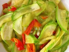 -悦芽照护月嫂+育儿嫂(杭州店)