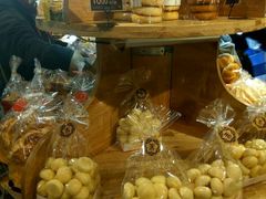 -昆明冠生园·蛋糕·面包(南强街店)