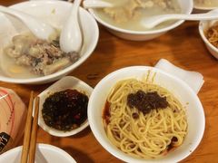 素椒杂酱面-明红蹄花(糍粑店街店)