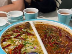 -姚姚酸菜鱼·金戈戈香港豉油鸡(喜荟城联名店)