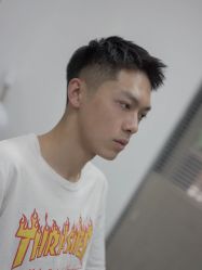 -贝勒爷专业男发