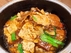 -有红鸡毛店·川菜(建设路店)