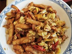 爽脆黄瓜炒油渣-南昌大饭店·非遗南昌菜(万寿宫店)