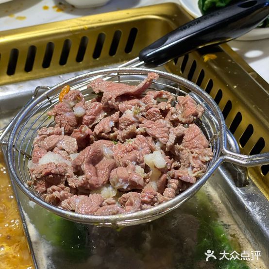 品牛自助牛肉海鲜火锅(都会立方店)