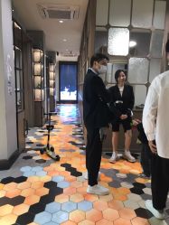 -苑苑发型设计