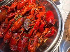 -巴厘龙虾·榜首油焖大虾(音乐学院·沿江酒馆店)