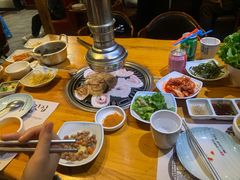 -唯成•韩国炭火烤肉 유성고기