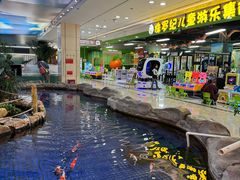 -鸿通城购物中心