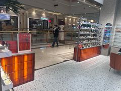 -MUJOSH木九十眼镜(月星环球港B1店)