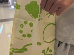 -奈雪的茶(M+世纪都会广场店)
