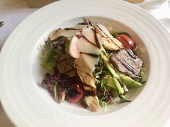 季节松茸配无花果轻煎牛肉薄片色拉-蝶舍·MAISON PAPILLON