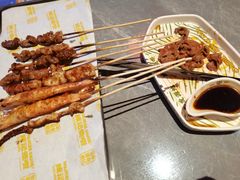 -威记烧嘢·南宁烧烤·超级生牛(绿地店)