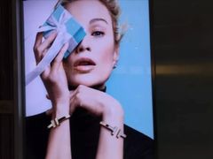 -Tiffany & Co.蒂芙尼
(广州太古汇店)