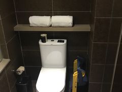 -西安大雁塔科技大学地铁站亚朵酒店