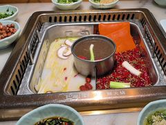 -巴渝瓦肆重庆鲜火锅(宝龙环湖店)