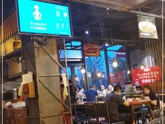 -琥珀老六龙虾(四里河店)