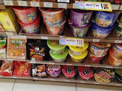 -全家便利店(愚园店)