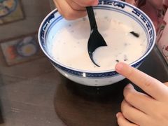 -黄氏许牛奶甜品专家(水晶街店)