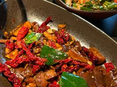 -Ameigo梅果·云贵川bistro(长宁来福士店)