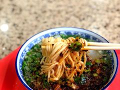 -吾穆勒蓬灰牛肉面·清真(北滨河中路店)