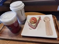 -星巴克(深圳龙岗广百店)