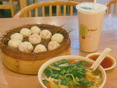 -佬钱湾仔(衣裳街店)