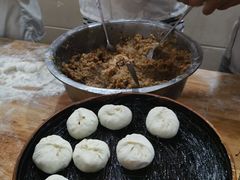 酱肉包-舒小笼松针小笼包