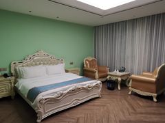 -南洋冠盛酒店(广州天河公园地铁站店)