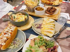烟熏鸡肉热狗-遇见西木美式餐厅(体育路店)