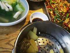 -嘎嘎鸭脑壳江湖菜(五里店)