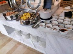 -西安大雁塔科技大学地铁站亚朵酒店