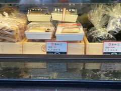 面包甜点陈列柜-京天红酒家(虎坊路店)