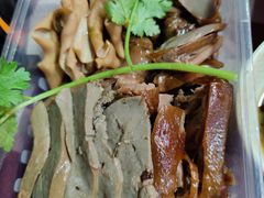 四拼-乌文新澄海卤鹅店