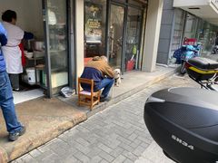 -胖子馄饨坊(天目大厦东南)