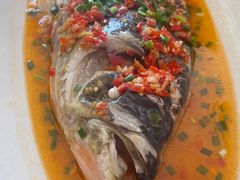 剁椒鱼头-曼香餐厅(千岛湖开元曼居酒店)