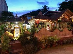 -Jungle Kitchen
