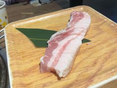 猪五花的份量-火炉火自助餐(枫蓝国际店)