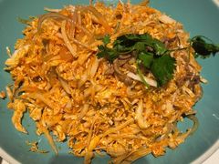 -八府香鸭·啫啫煲(华山路店)