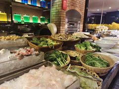 -唐拉雅秀酒店-西锦汇空中BBQ·思创餐厅