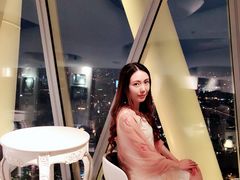 -广州塔卢特斯法国旋转餐厅